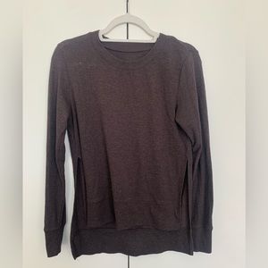 Alo Yoga Long Sleeve Top